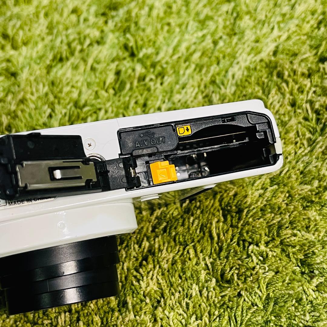 Nikon coolpix p310 デジタルカメラ ホワイト 本体ジャンク品 - メルカリ