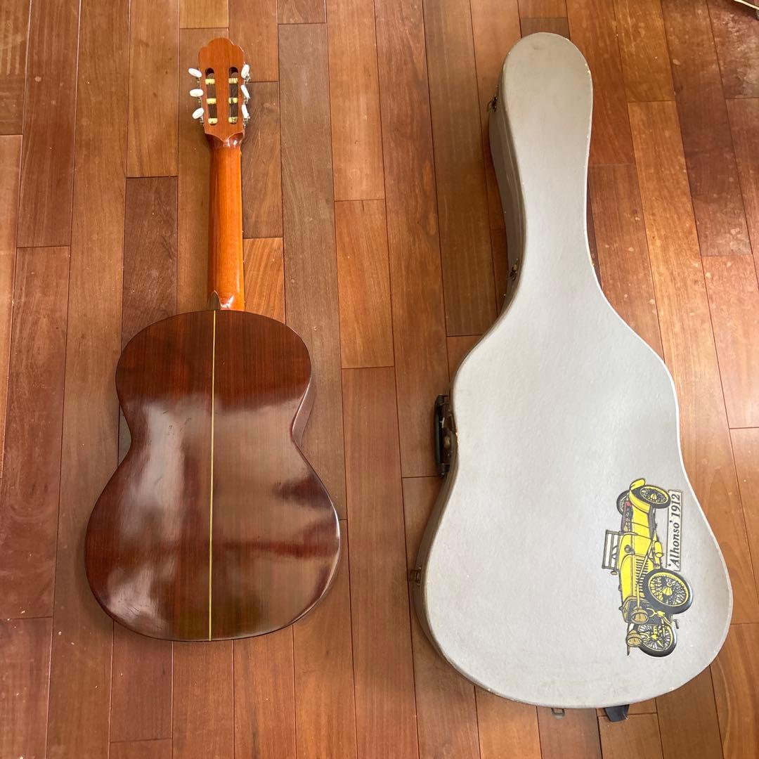 ギター！鈴木バイオリン杜木曽手工品ハードケース付き！昭和40年代昭和