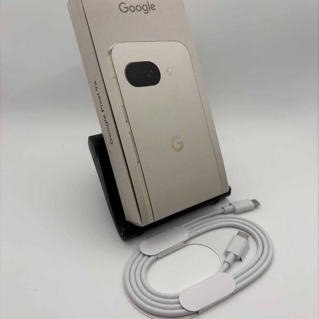 週末セール★美品 2ヶ月使用Google Pixel 9a ホワイト系SIMフリ