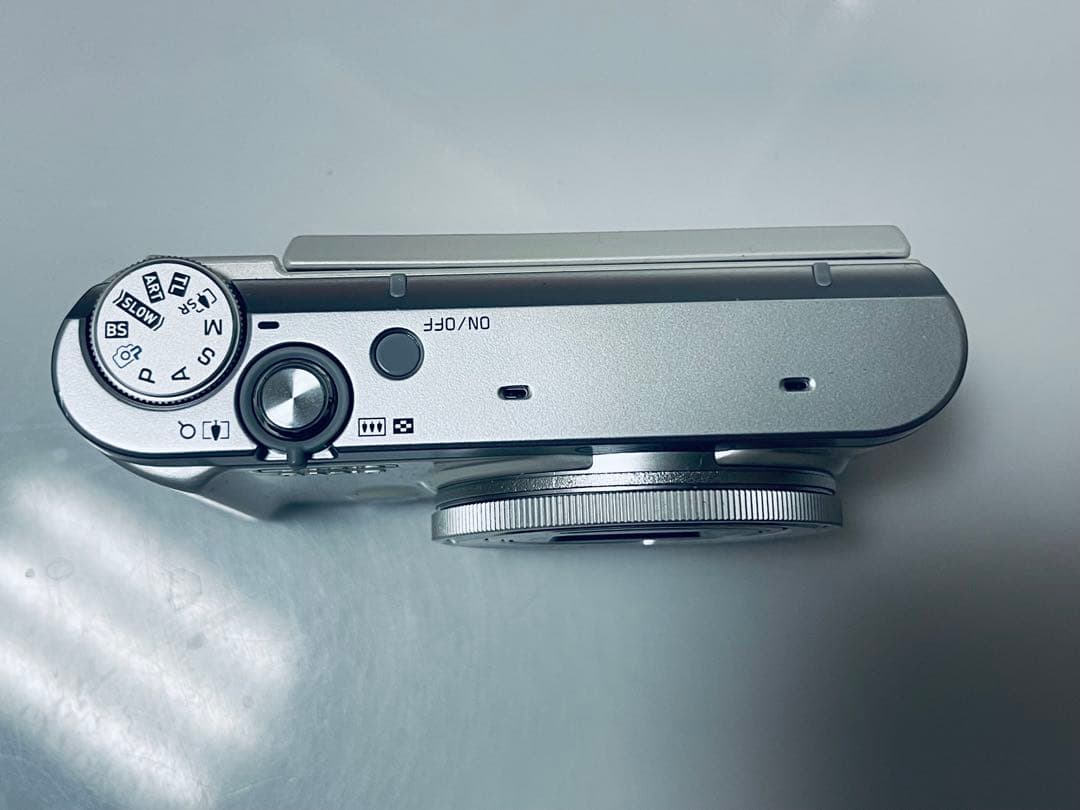 デジタルカメラ CASIO EXILIM EX-ZR3200