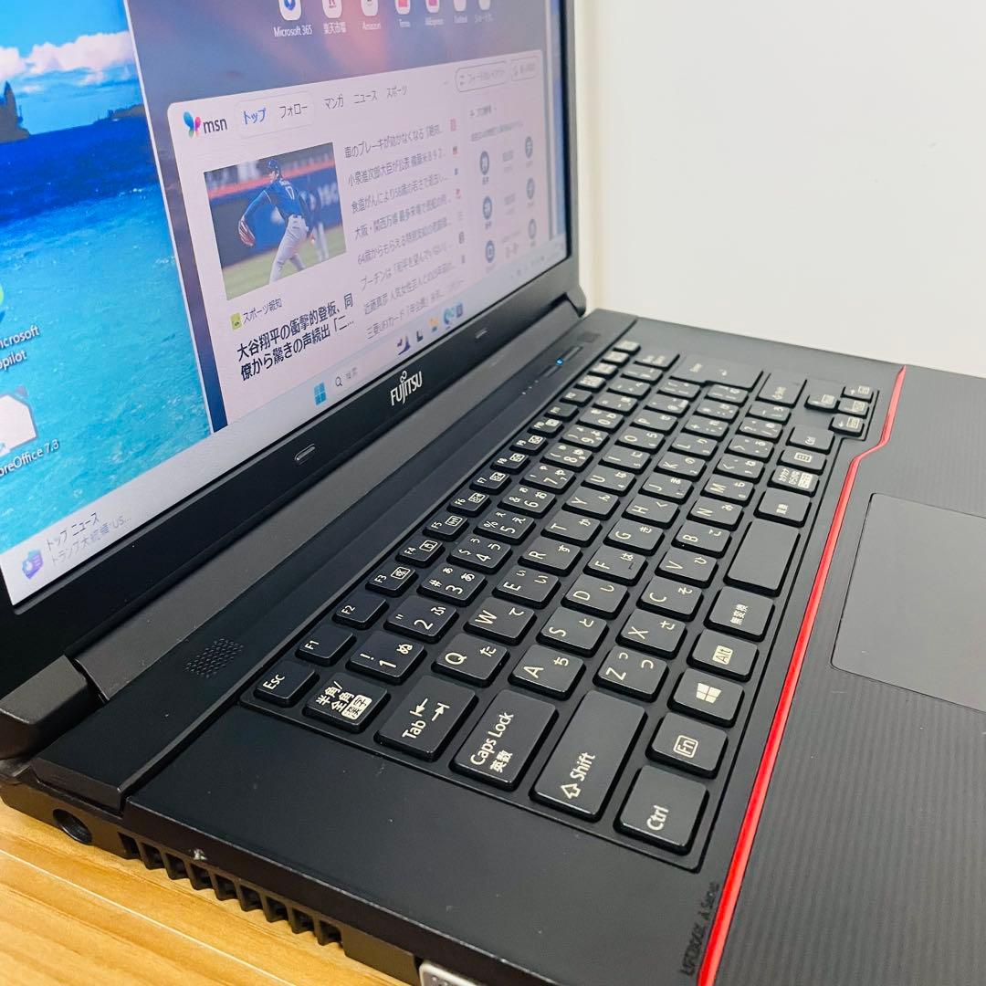 爆安　快適富士通ブラックSSDノートパソコン オフィスDVD