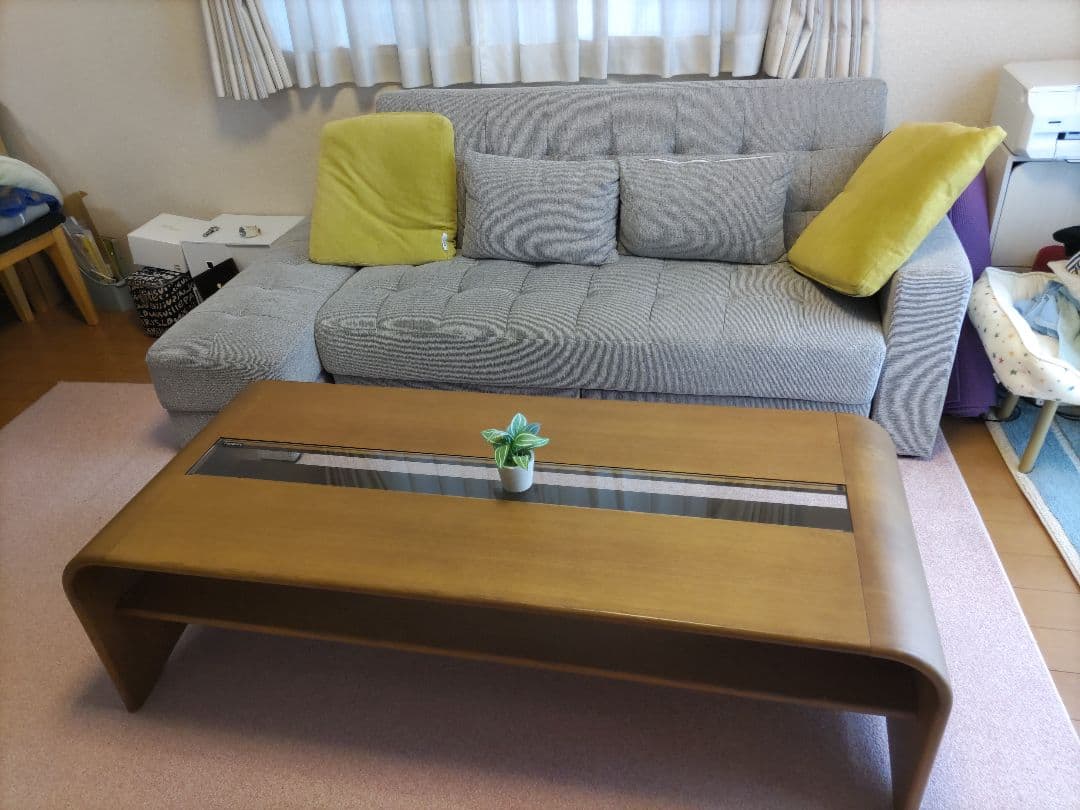 カリモク センターテーブル ガラス天板 収納付き カリモクのガラス天板センターテーブル | meguri