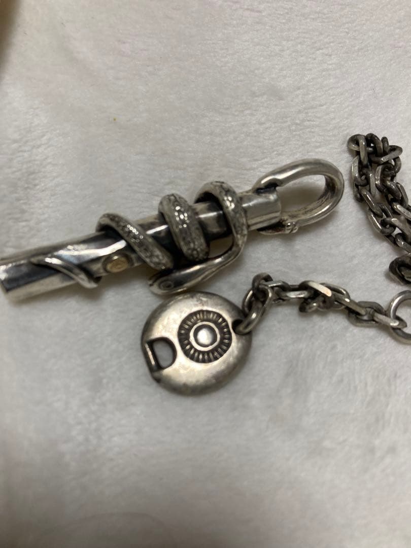 AGF ネックレス AIVER 8連パドロックネックレス