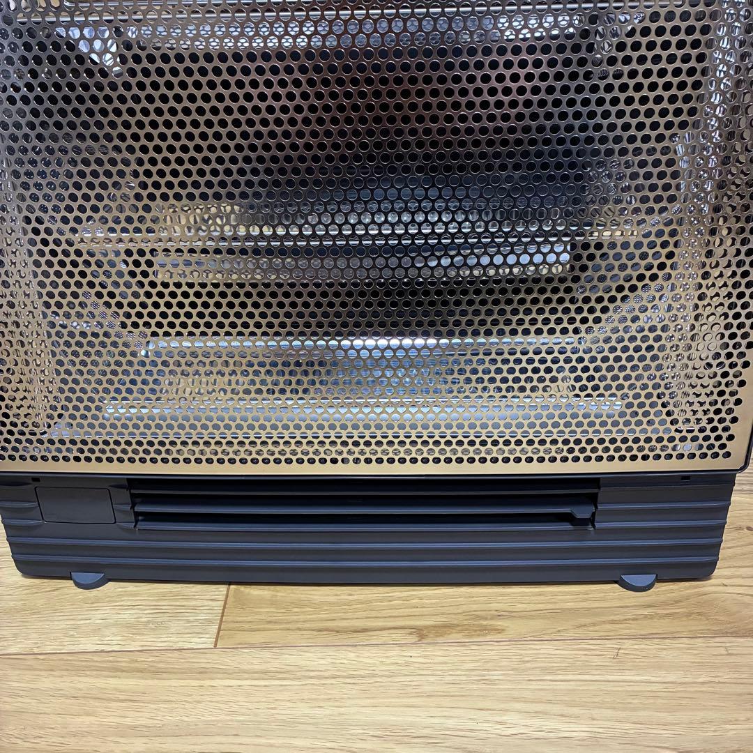 【美品】ダイキン 遠赤外線暖房機 セラムヒート WRH134AS-H 2023年