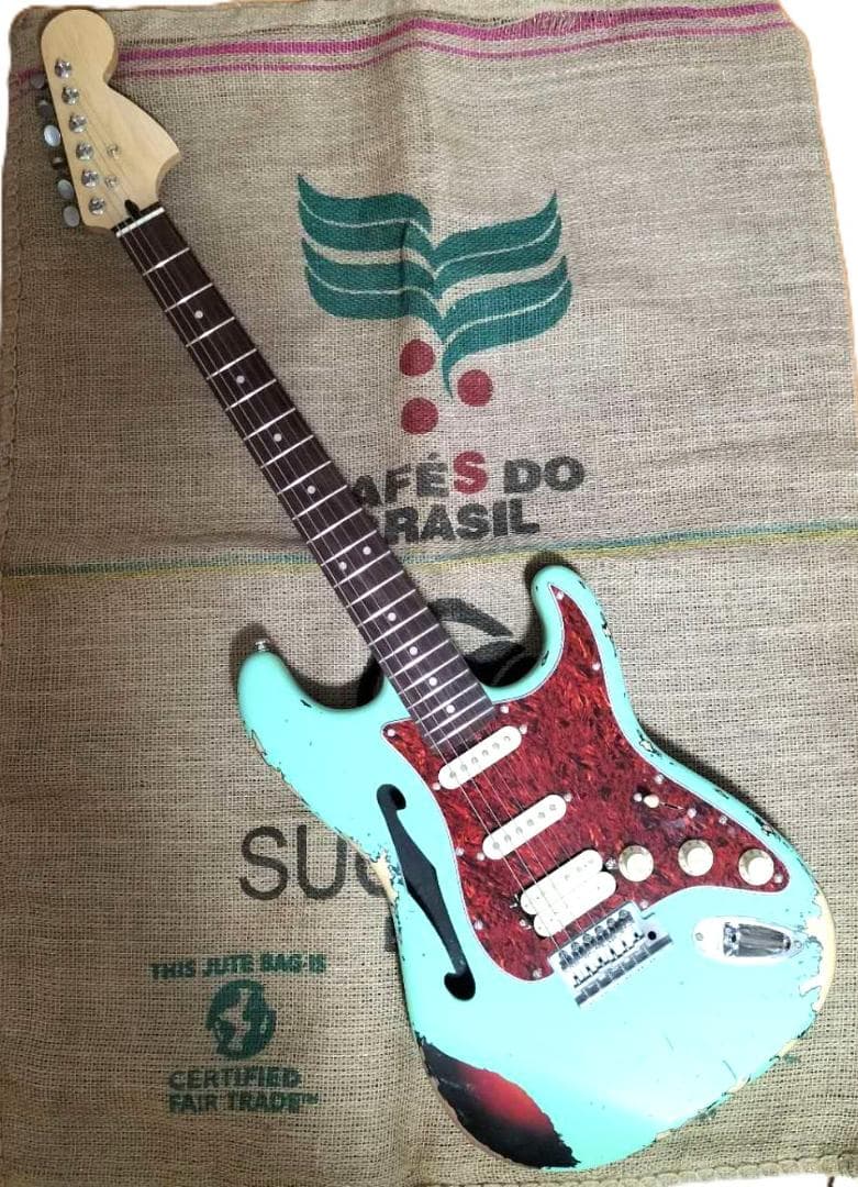 ストラトシンライン②　ハードレリックサーフグリーン　SSH　ステンレスフレット TL-SHH-SG-TRPG | Electric Guitar Thinline Semi-Hollow - Surf Green