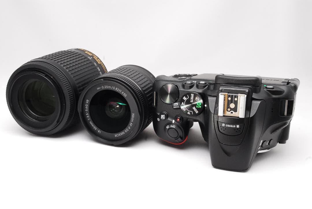 momo様専用 ❤美品❤Nikon D5600❤ダブルズームキット❤一眼レフ