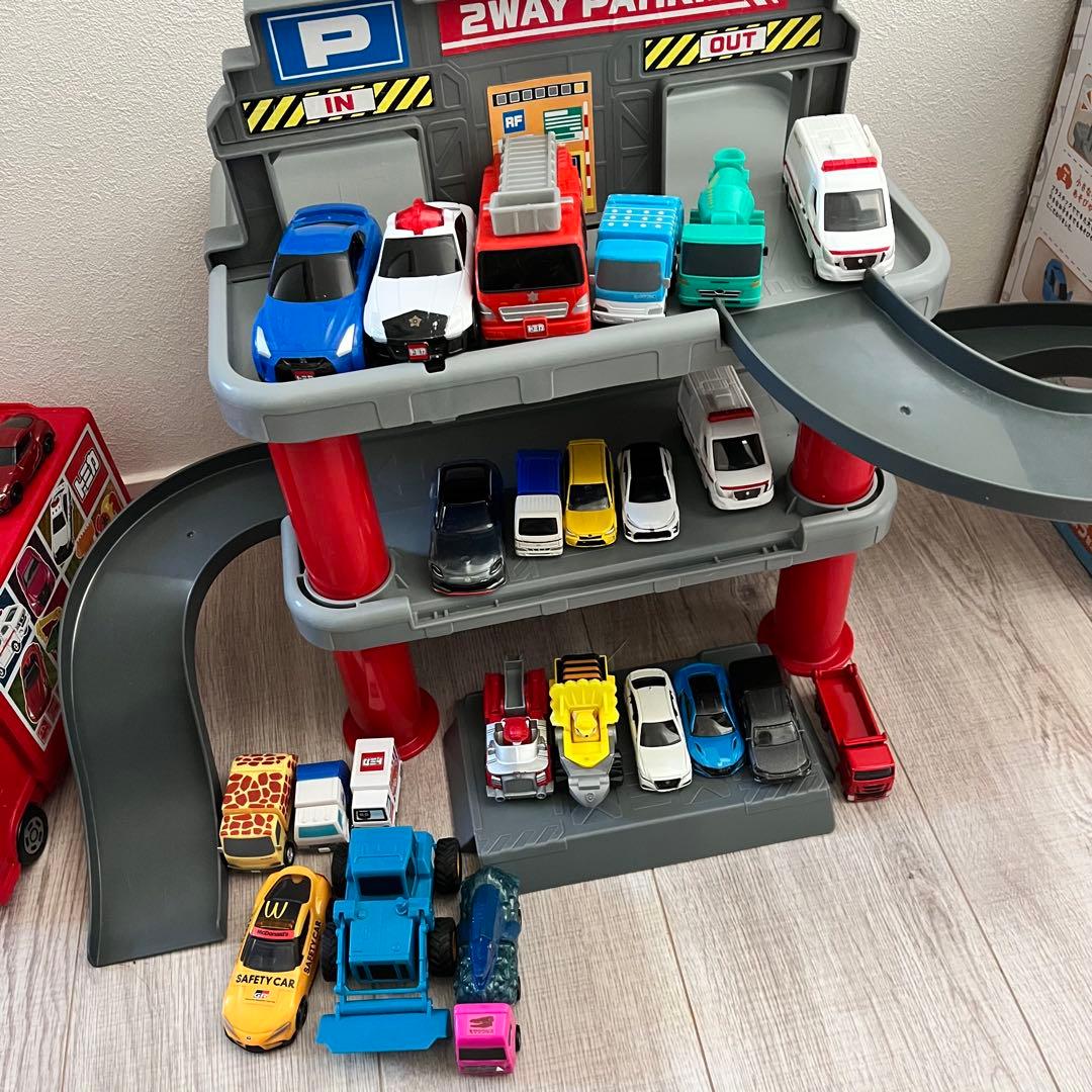 はじめてトミカ ちゅうしゃじょうセット 2WAY PARKING まとめ売り