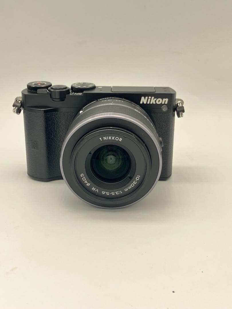 【返品保証・動作確認済】Nikon 1 J5（10-30mm・30-110mm）