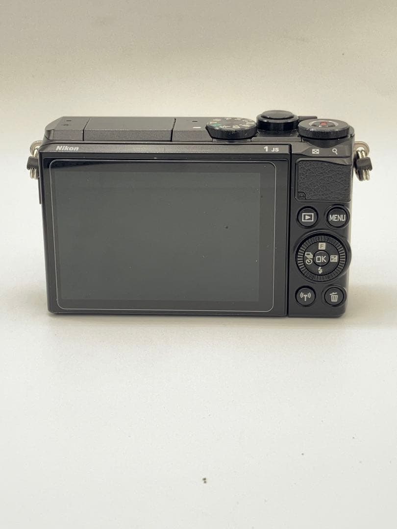 【返品保証・動作確認済】Nikon 1 J5（10-30mm・30-110mm）