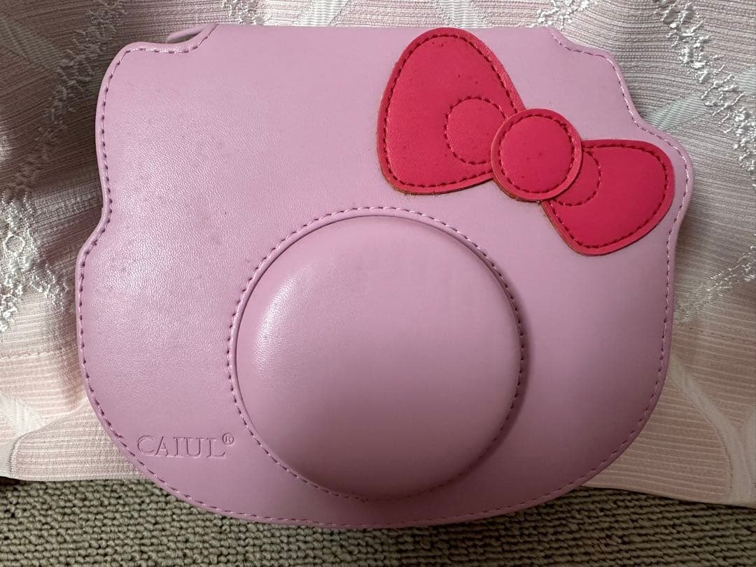 フィルムカメラ FUJI FILM INSTAX MINI HELLO KITTY