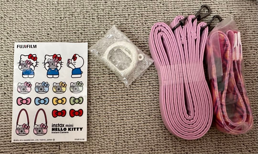 フィルムカメラ FUJI FILM INSTAX MINI HELLO KITTY