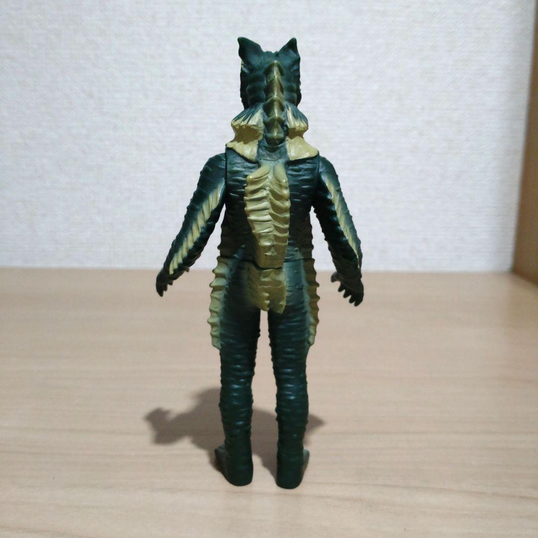 ウルトラ怪獣 ソフビ ラゴン ウルトラマン ソフビ - メルカリ