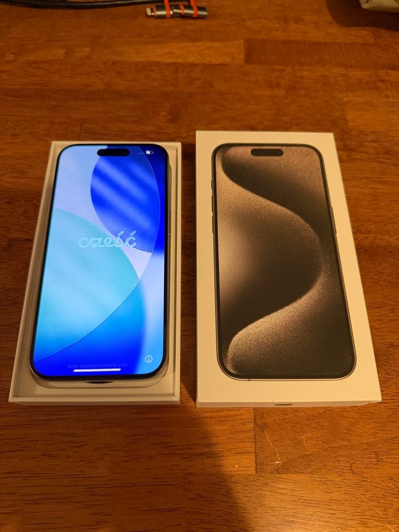 Apple iPhone 15Pro ナチュラルチタニウム 256GB