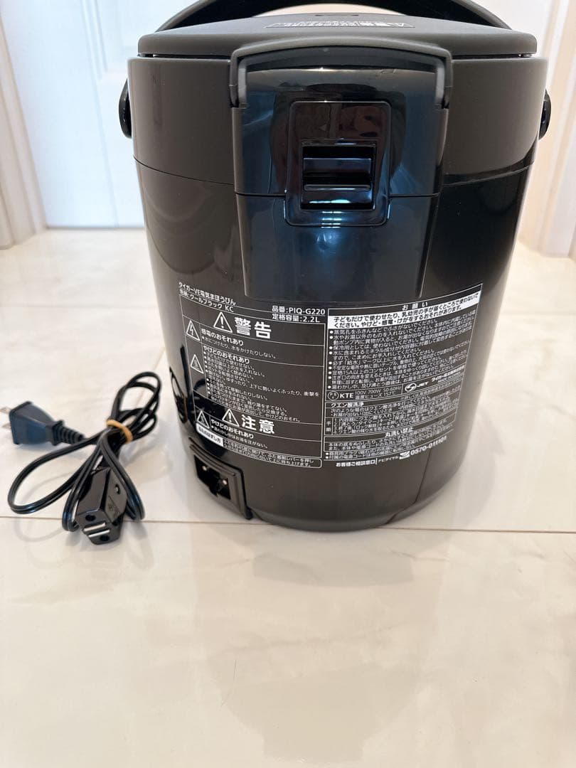 【極美品】タイガー PIQ-G220 電気ポット 2.2L クールブラック