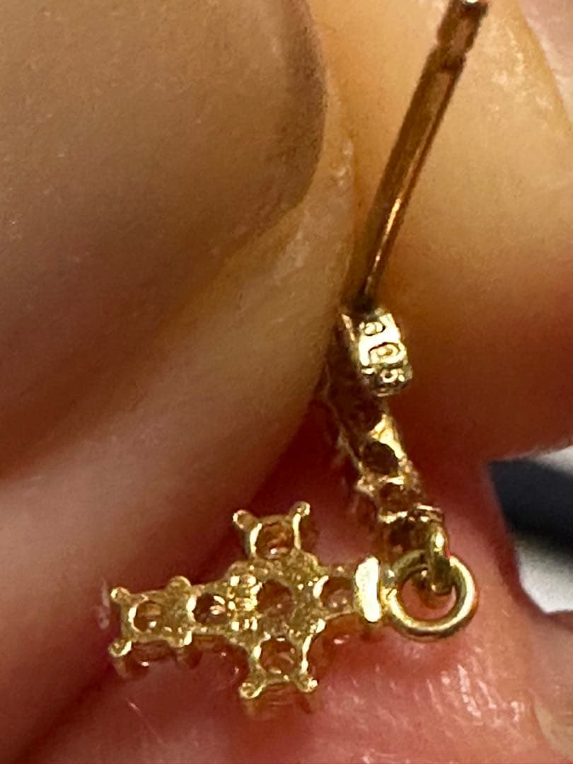 ダイヤ 0.05ct クロス 十字架 ピアス 18金 イエロー ピンク ゴールド