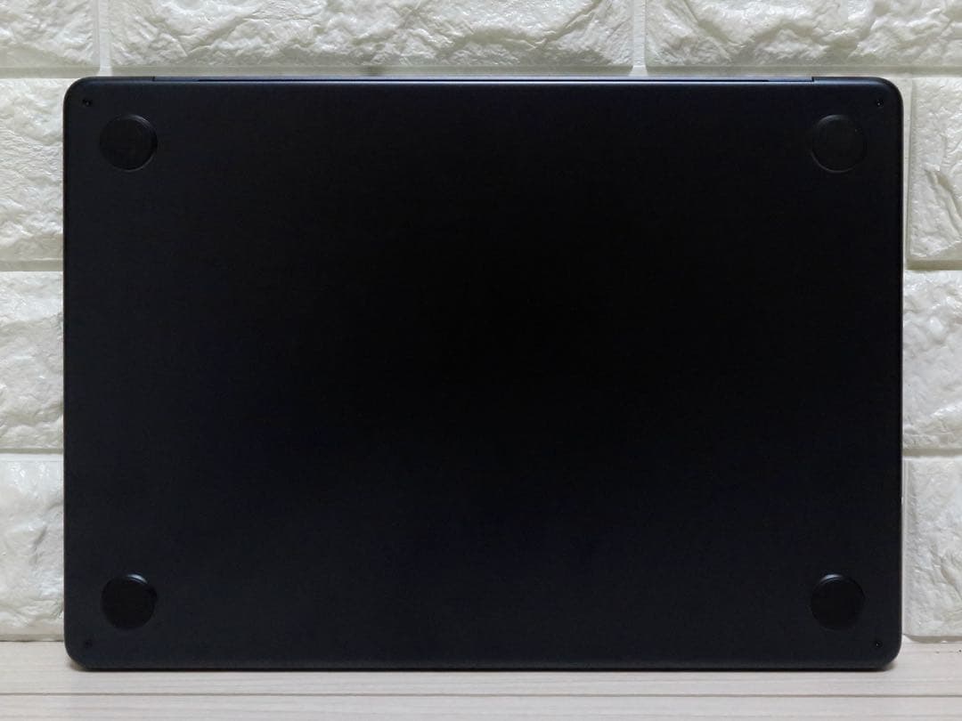 M4 MacBookAir 13.6 メモリ16GB SSD512GB ミッド