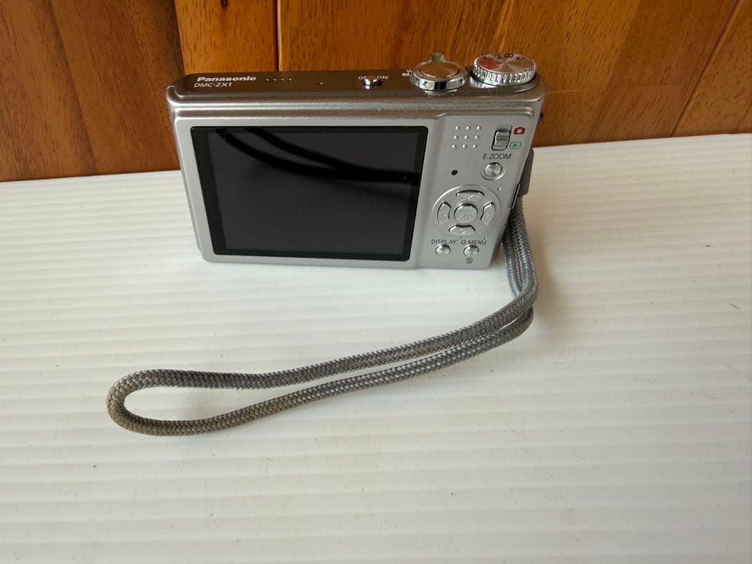 デジタルカメラ Panasonic LUMIX DMC-ZX1(a38)