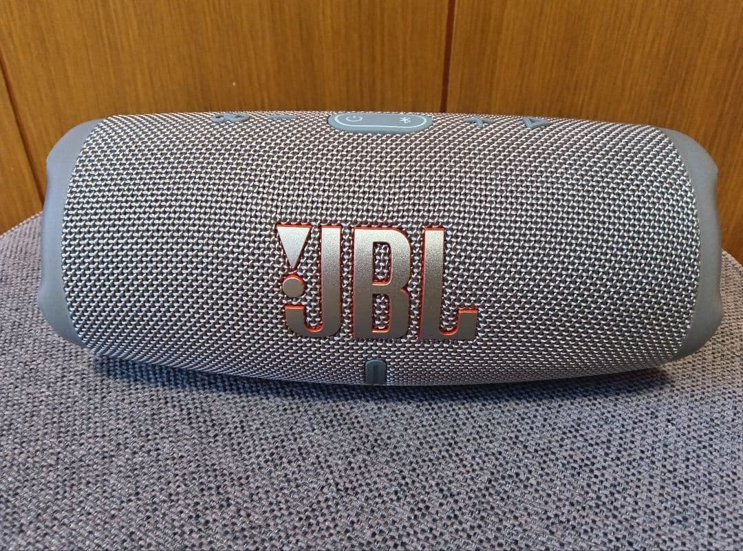 JBL Charge 5 ワイヤレススピーカー グレー 箱付き