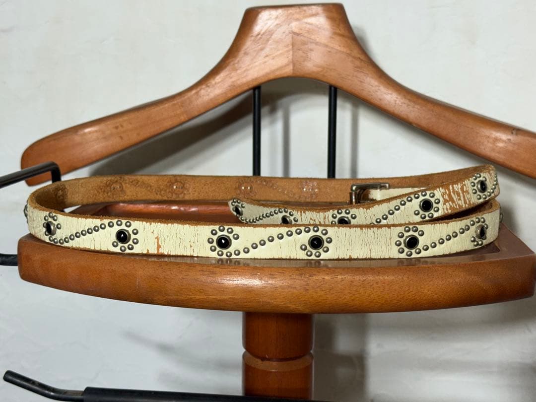 HTC Leather Narrow Studs Belt スタッズベルト 白 - 小物オンライン