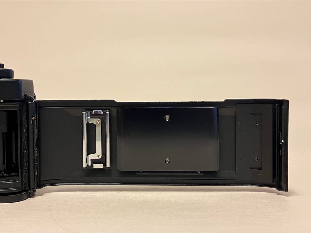 CANON NEW F-1 ボディ　フィルム一眼レフカメラ