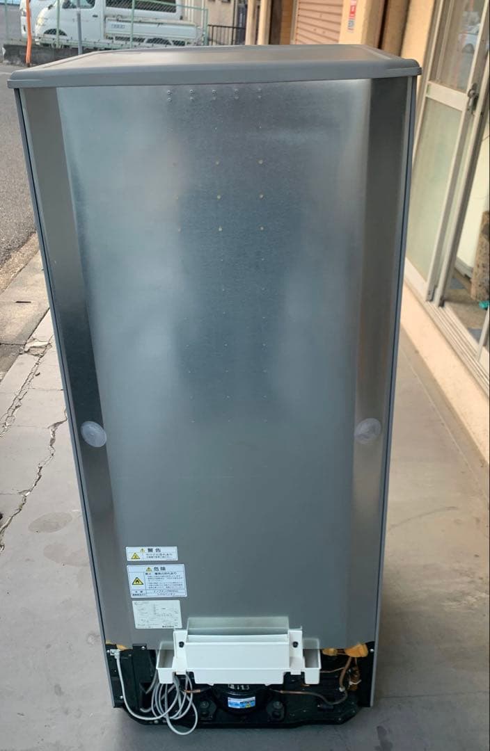 ＊東京都付近取引限定＊ 激安　三洋　SANYO 3ドア冷蔵庫 SR-261U