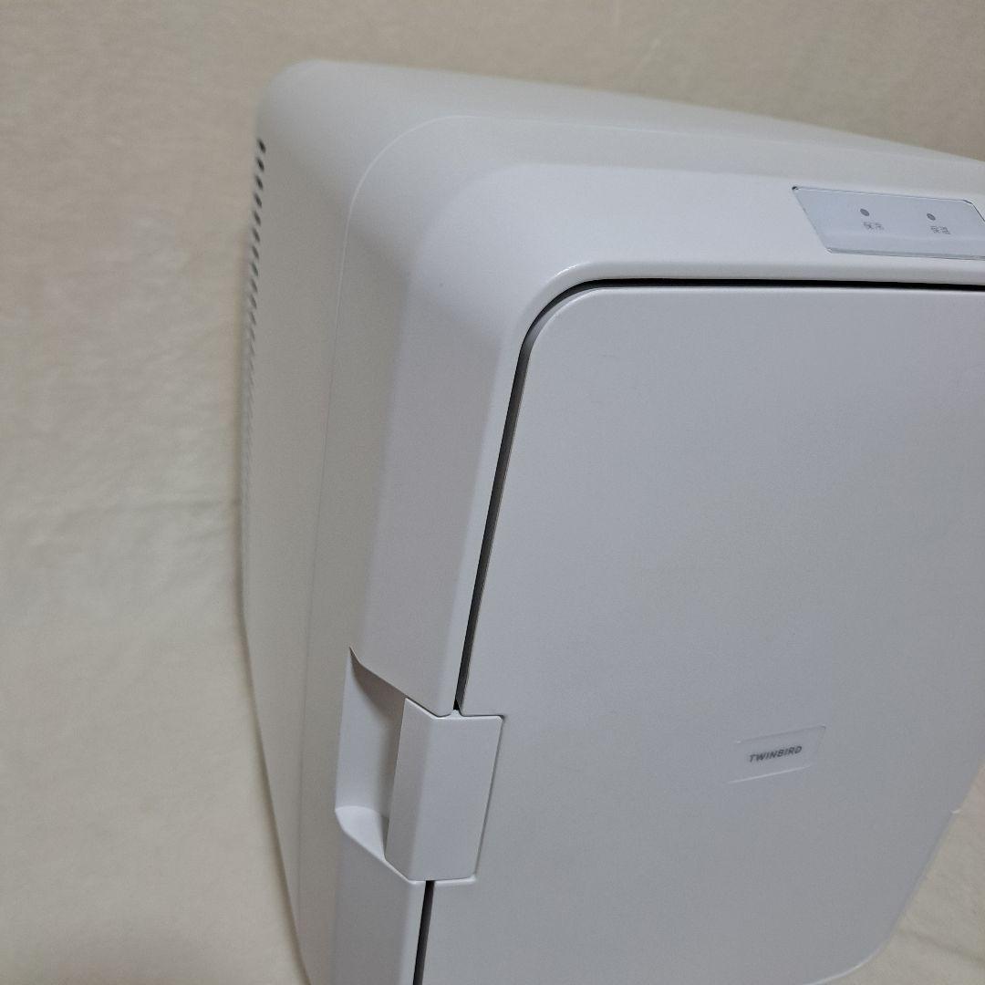 【新品未使用】HR-EB08W 2電源式ポータブル電子適温ボックス　ツインバード