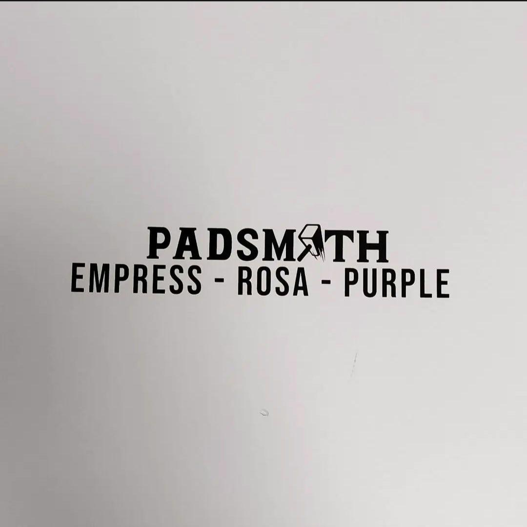 Padsmith Empress V2 ガラスマウスパッド 50×50