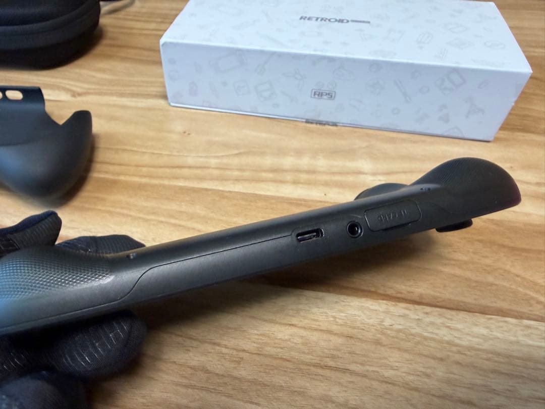 Retroid Pocket 5 ブラック 純正ポーチ・拡張グリップ・箱付き - メルカリ