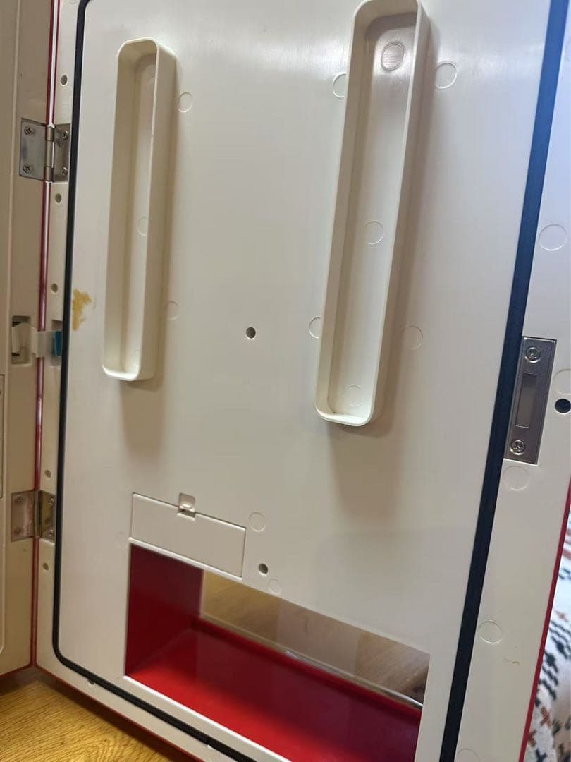 マサオコーポレーション保冷庫 MSO-016R（赤）ミニ自動販売機