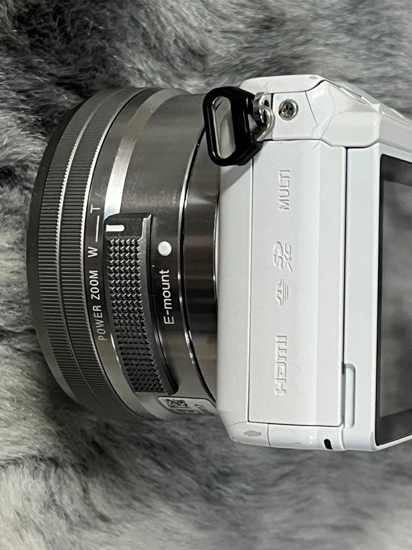 SONY a5000 パワーズームレンズキット ホワイト　ジャンク品　本体のみ
