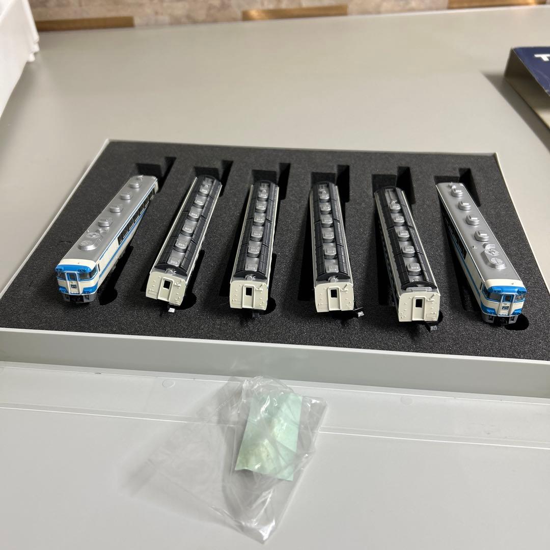 92606 トミックス 181系ディ−ゼルカ− 四国カラ−