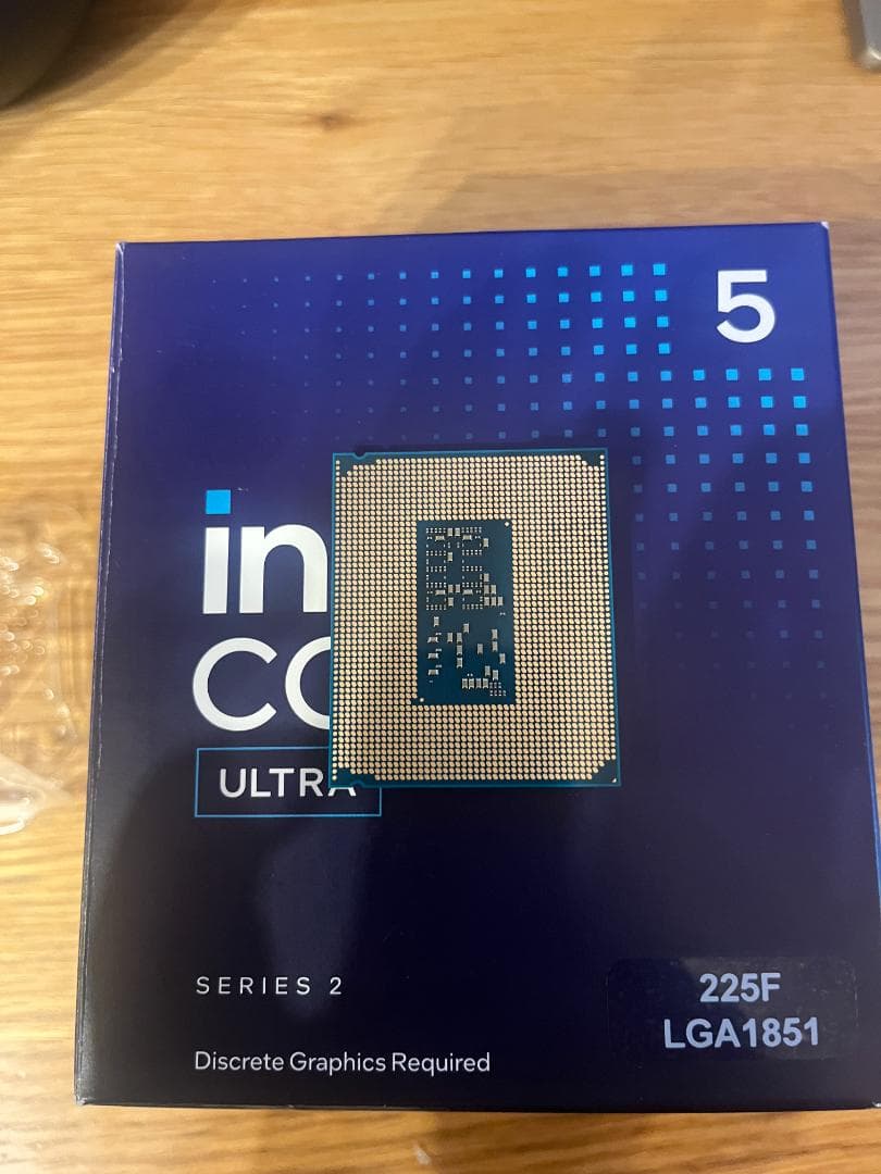 Intel Core Ultra 5 225F BOX 中古美品 短期間使用のみ