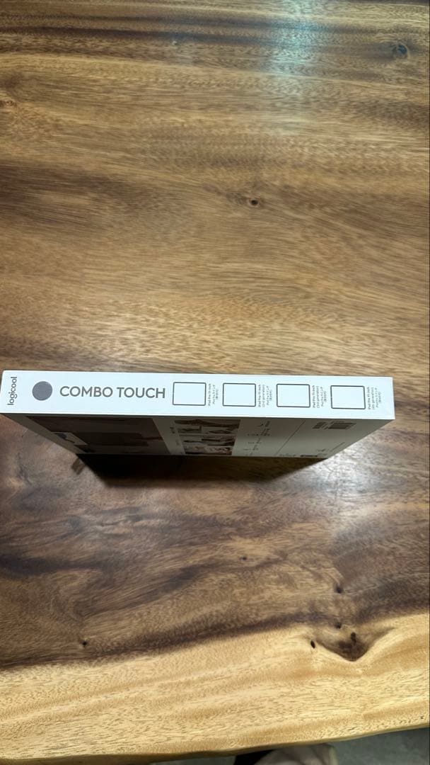 新品ロジクールCOMBO TOUCH キーボードケース（トラックパッド付）