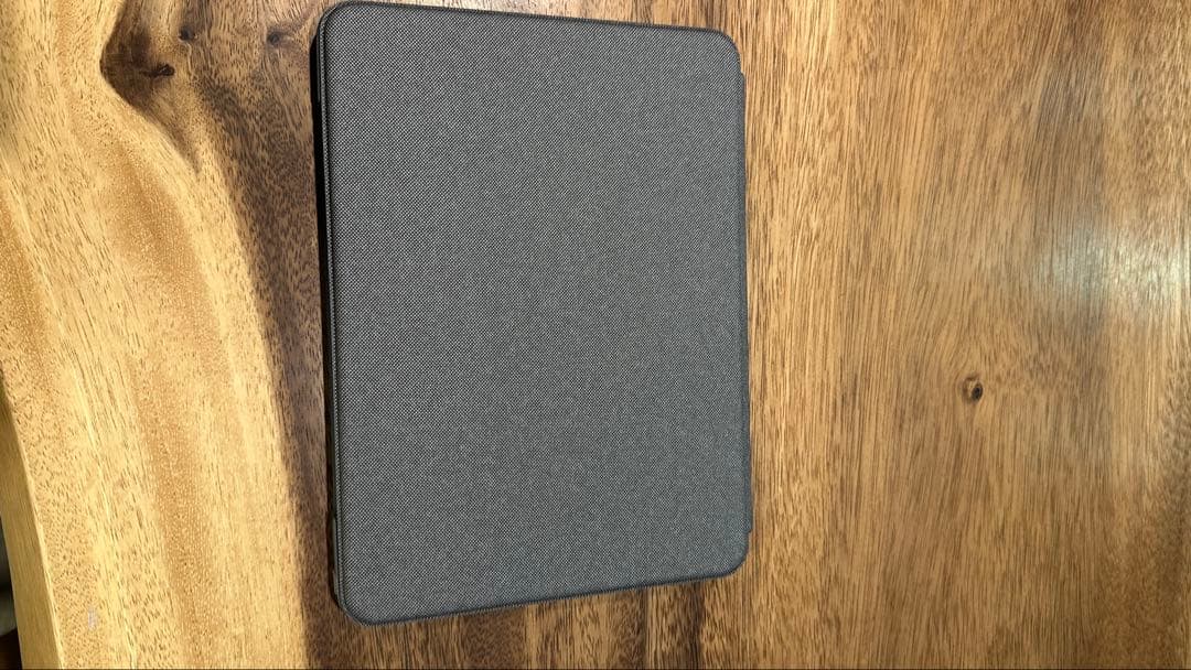 新品ロジクールCOMBO TOUCH キーボードケース（トラックパッド付）