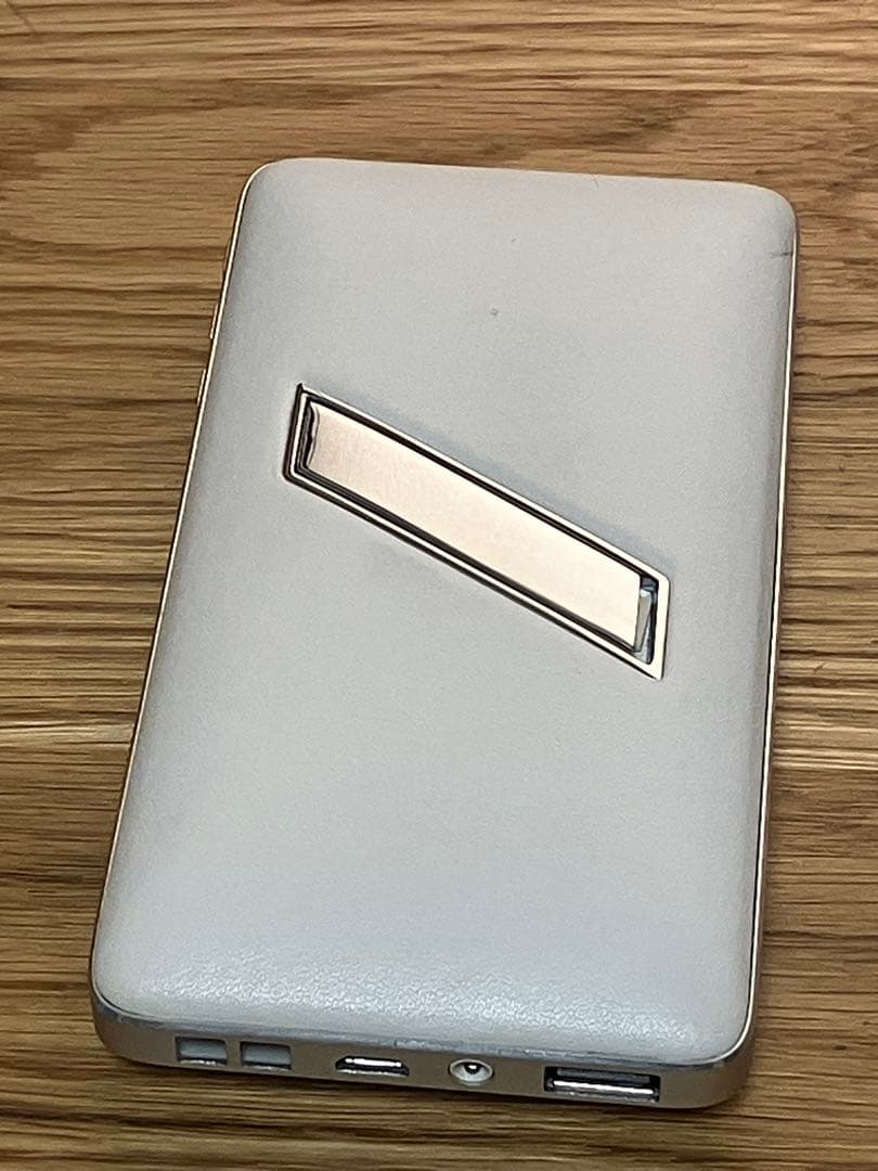 美品　harman/kardon ESQUIRE MINI ワイヤレススピーカー