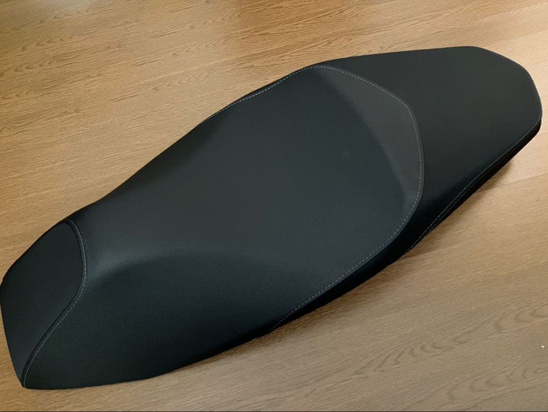 新車外し】 HONDA PCX125純正シート JK05(2024年式) HONDA PCX125純正