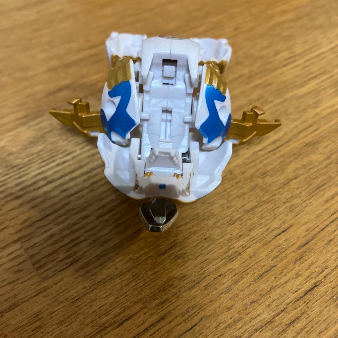 爆丸　皇レオネス