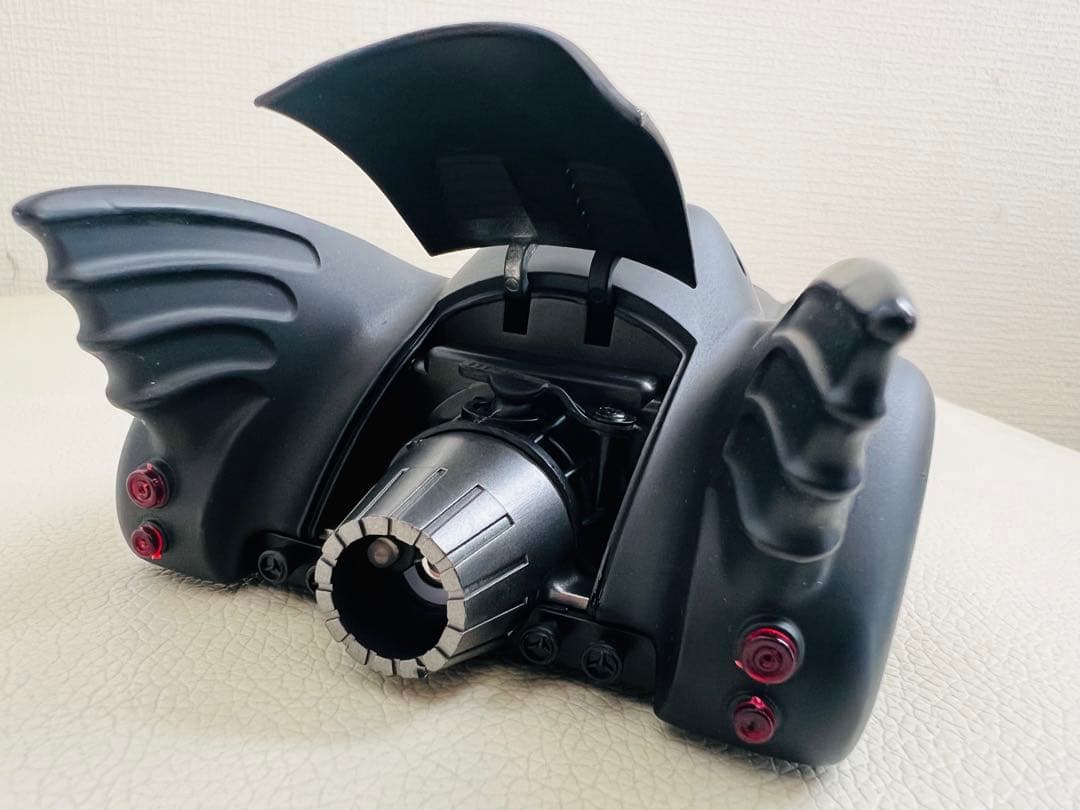 1:18 1989年映画版合金製バットモービル（新品.組立不要） - メルカリ