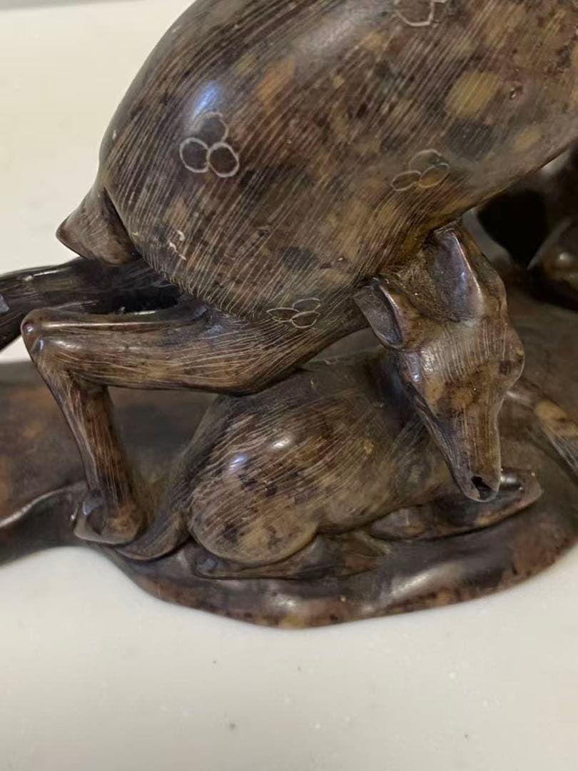 中国美術 希少黄斑石 親子鹿彫刻 置物 年代不明 - 彫刻・オブジェ