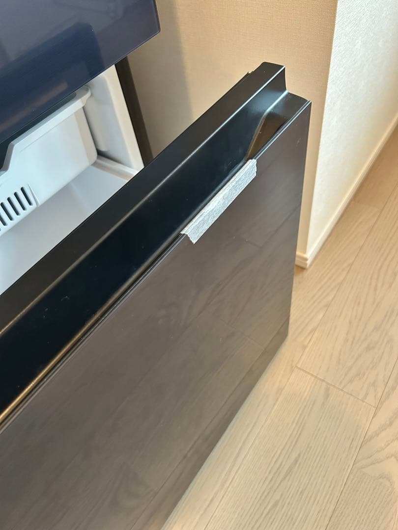 【大幅値下げ】冷蔵庫/2022年製/Hisense/162L/床保護シートつき