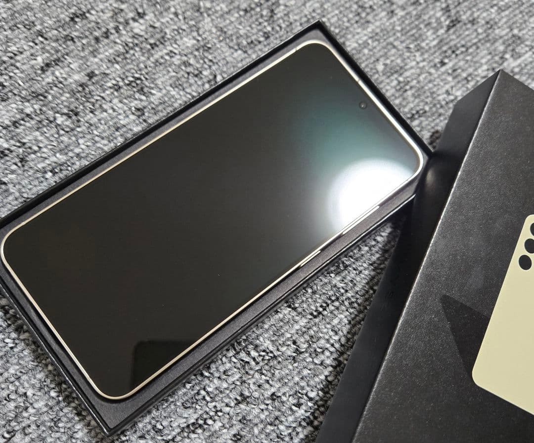 未使用品 Galaxy S24 SC-51E イエロー simフリー　国内