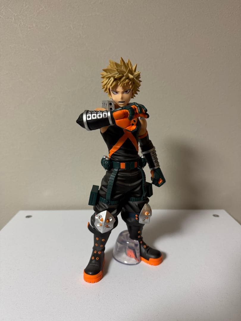 ヒロアカ 一番くじ フィギュア 相反する思い 爆豪勝己 箱無し - メルカリ