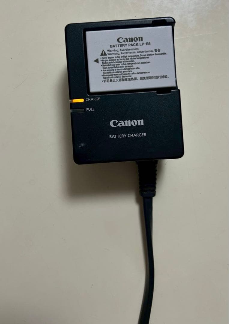 Canon EOS Kiss X4デジタル一眼レフ 2本レンズ付き