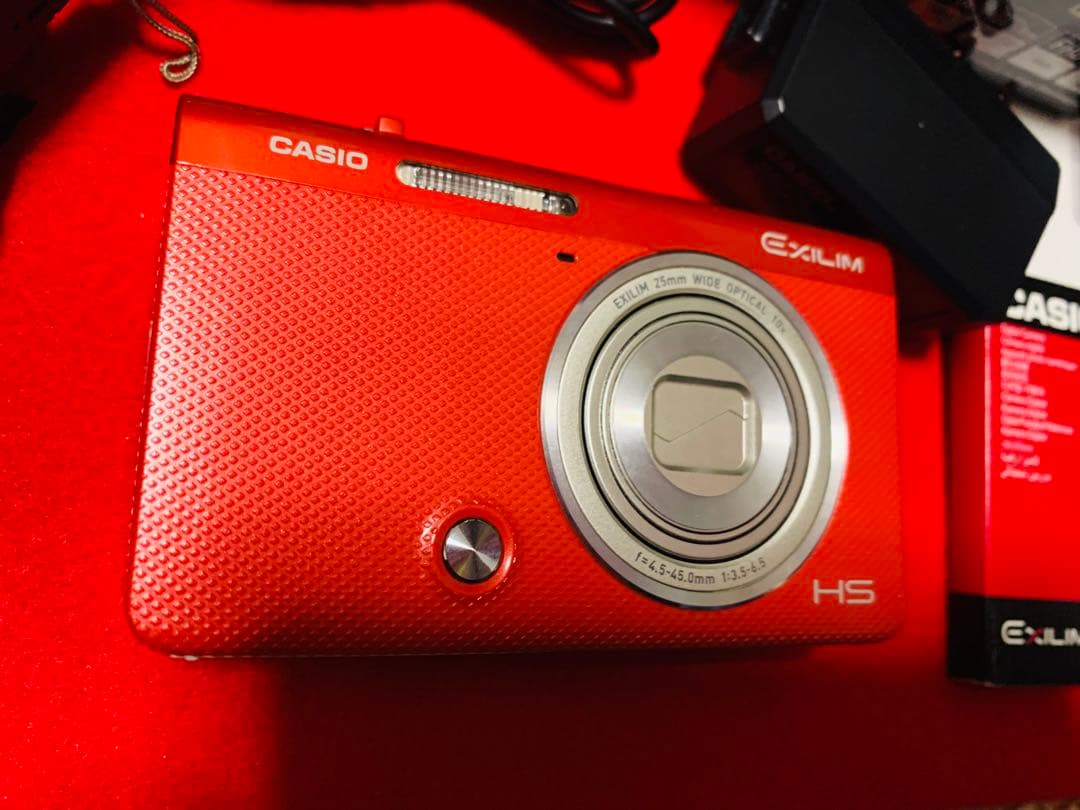 CASIO デジタルカメラ EXILIM エクシリム EX-ZR62 デジカメ