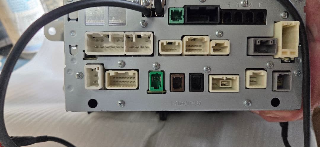 ゆ*ん様 80系ヴォクシーNSZN-Z68T ディスプレイパネルセット