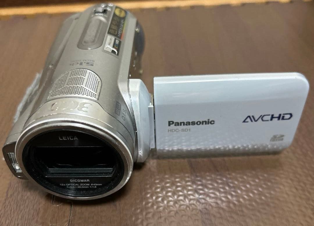 Panasonic　デジタルビデオカメラ　ハンディカムHDC-SD1 概要 デジタルハイビジョンビデオカメラ HDC-SD1 | デジタルビデオ