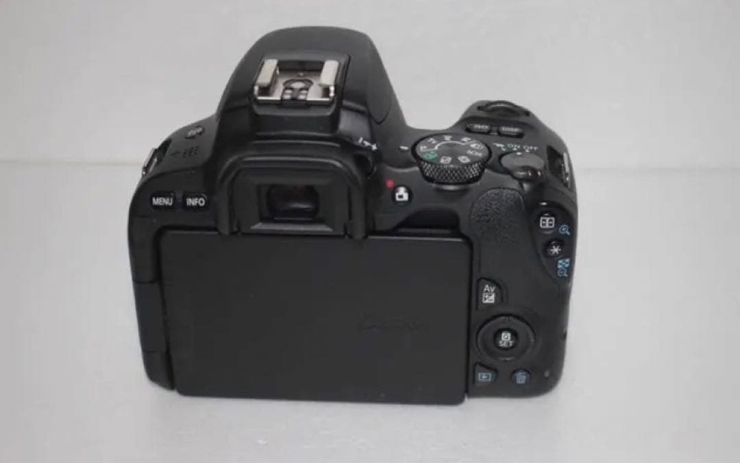 キャノン☆canon kiss x9☆標準＆望遠＆単焦点レンズセット