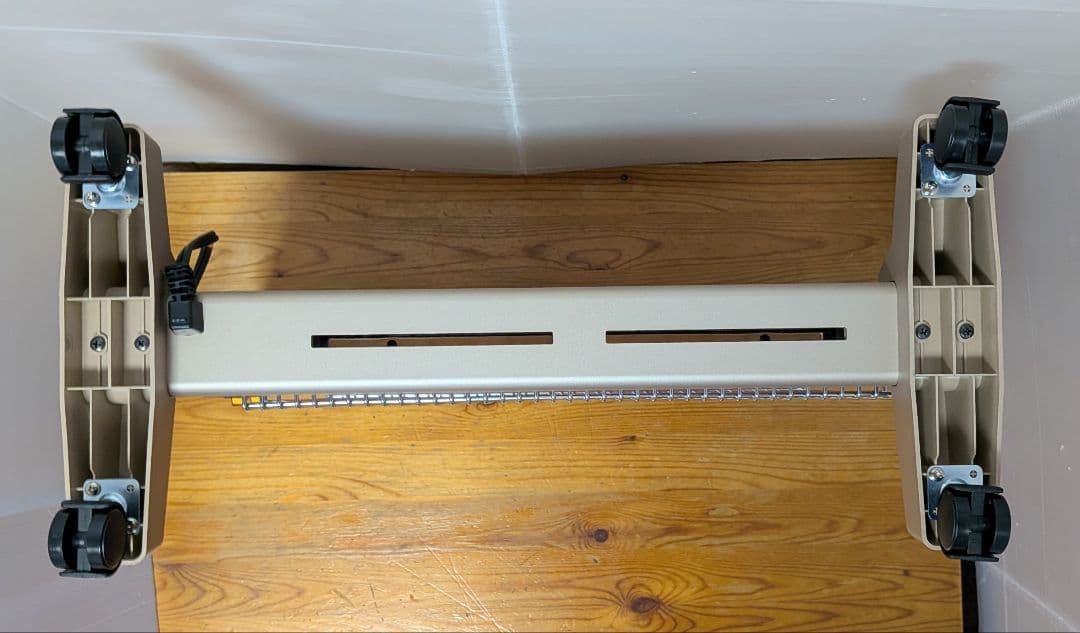 【美品】サンルミエ エクセラ5 N500LS-GR 遠赤外線暖房器 2023年製