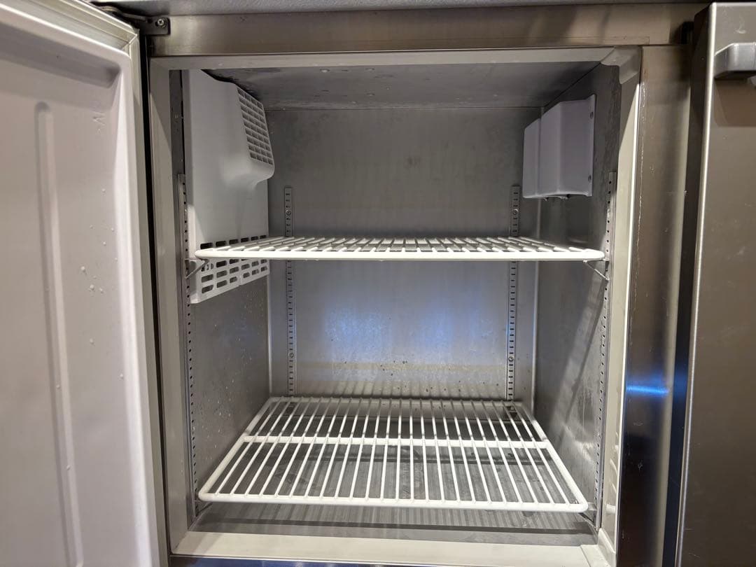 とっちい美品ダイワ大和業務用テーブル形冷凍冷蔵庫コールドテーブル最新モデル