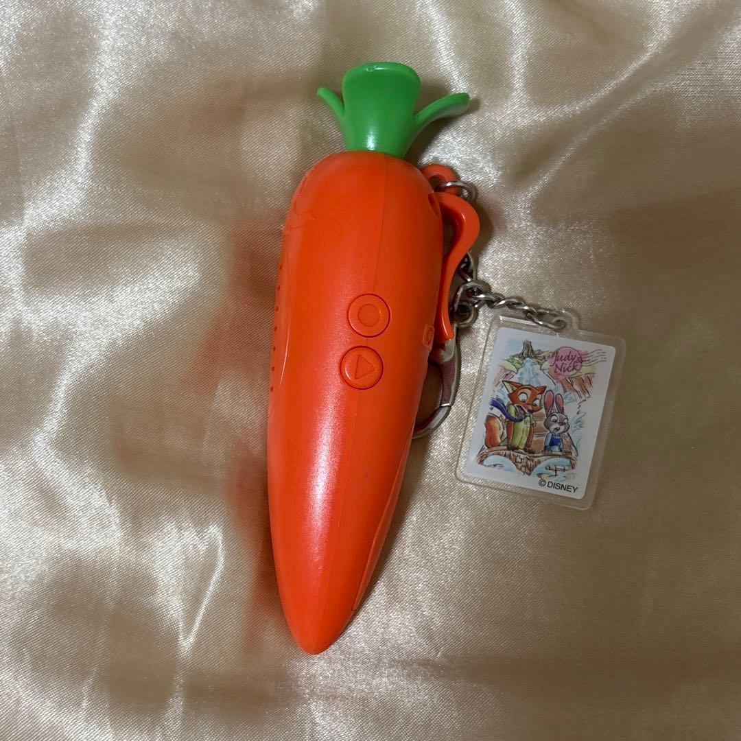 ズートピア にんじんペン キーホルダー 録音機能つき - メルカリ